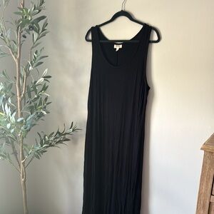 Black maxi dress